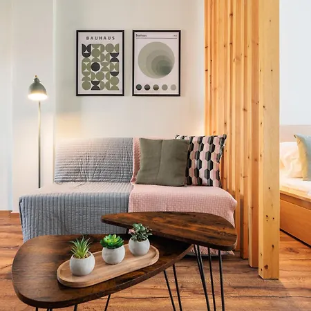 Daire Elcada Apartments-downtown